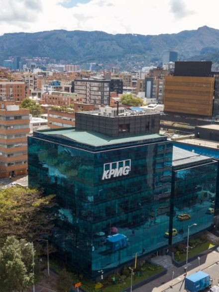 Portada — Edificio Blue Towers